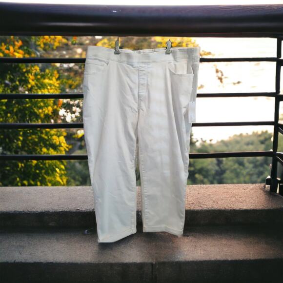 Soft Surroundings The Ultimate Denim‎ Pull On Straight Crop Jeans White Size 2X - Picture 1 of 10